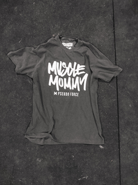 MUSCLE MOMMY GRAY TEE - FUCK UP
