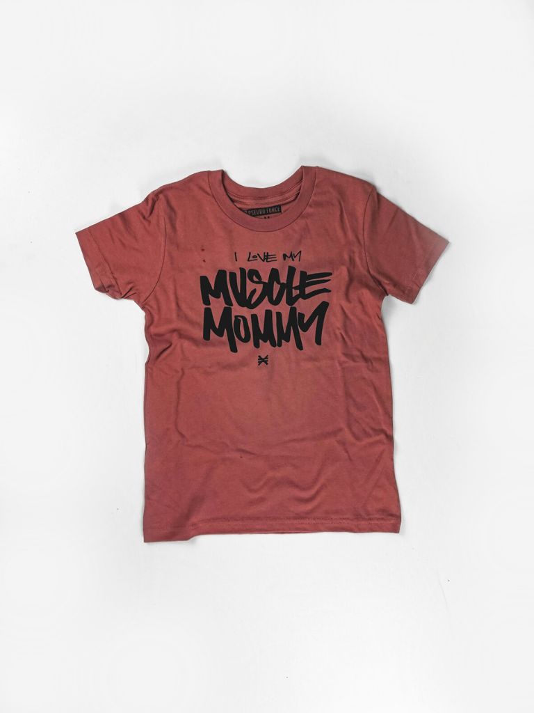 KIDS I LOVE MY MUSCLE MOMMY MAUVE TEE - FUCK UP