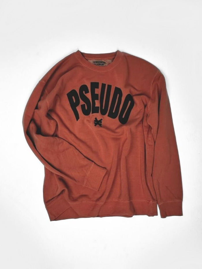 PSEUDO® CREWNECK