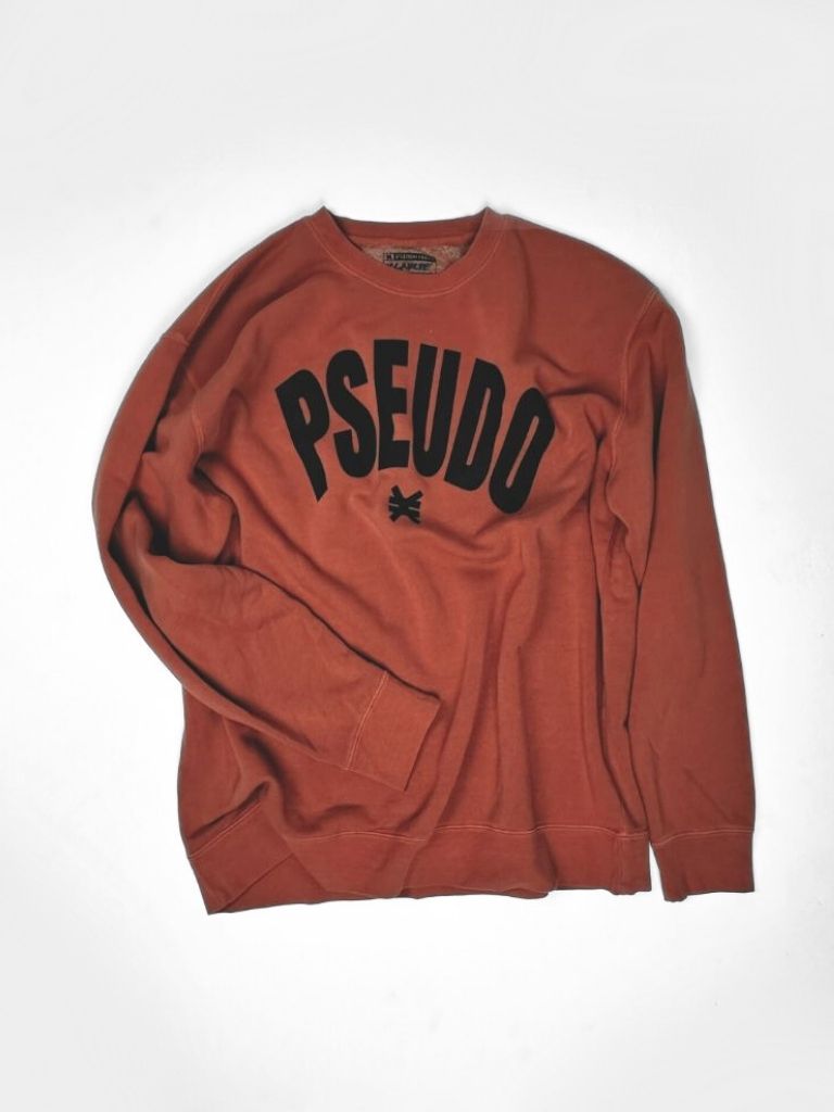PSEUDO® CREWNECK