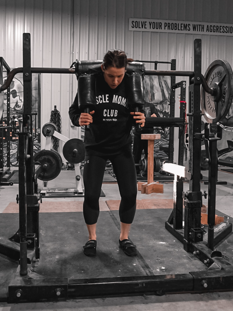 Muscle Mommy Club Crew Neck